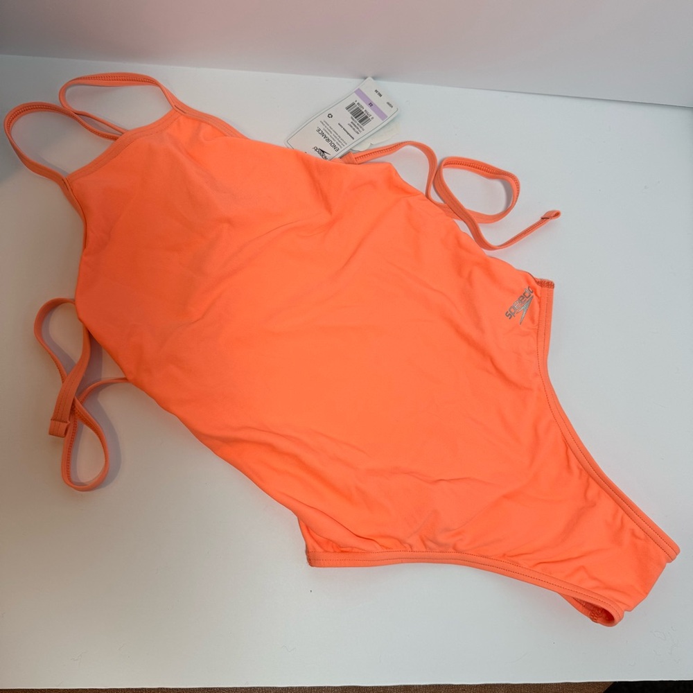 Speedo endurance NWT size 32 One-Piece Swimsuit
